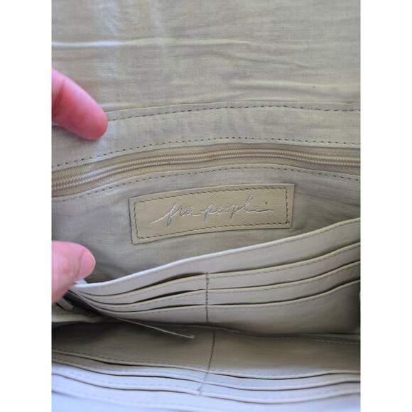 Free People Jetsetter Crossbody Bag Envelope Hybrid Purse and Wallet in Cream - Picture 6 of 6